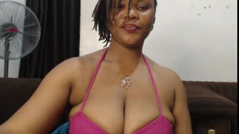 Snapshot of dark_chocoxx chatting on May 27, 6:10 am Goodness online show from May 27, 6:10 am