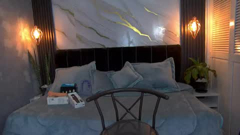 Snapshot of dark_dominika chatting on May 13, 1:08 pm dark_dominika online show from May 13, 1:08 pm
