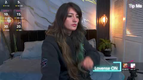 Snapshot of dark_dominika chatting on June 2, 12:51 pm dark_dominika online show from June 2, 12:51 pm