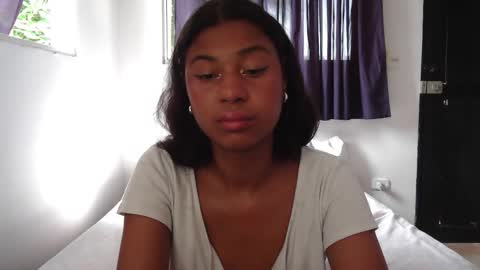Snapshot of dark_enchantress_ chatting on March 8, 4:22 pm Sofia online show from March 8, 4:22 pm