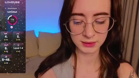 Lola online show from March 1, 9:51 am