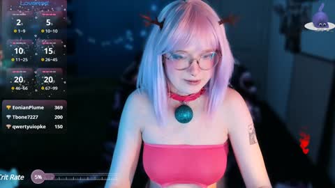 Snapshot of dark_lucious chatting on December 11, 8:18 pm Lucious Foijieh online show from December 11, 8:18 pm