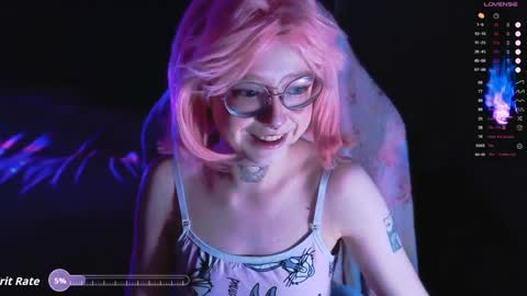 Lucious Foijieh online show from April 10, 5:39 pm