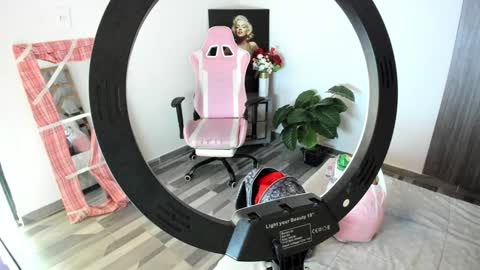 CELESTE online show from January 3, 7:07 pm