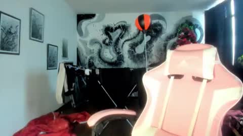 miau online show from December 2, 4:35 pm