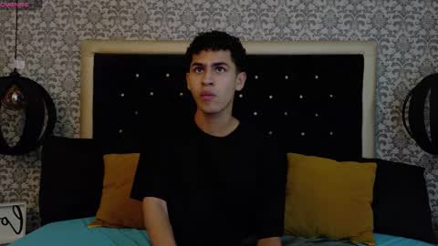 Snapshot of dark_sultan chatting on March 2, 9:10 pm dark_sultan online show from March 2, 9:10 pm