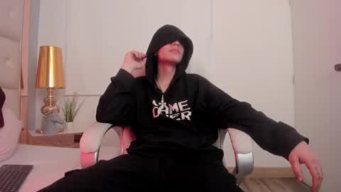 dark_sun333 online show from November 11, 11:16 pm