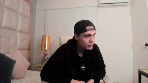 dark_sun333 online show from January 12, 11:10 pm