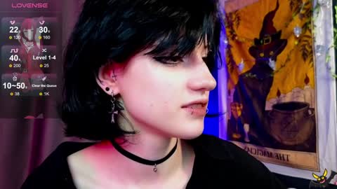 Snapshot of dark_vamp_ chatting on December 13, 8:47 pm Vamp online show from December 13, 8:47 pm