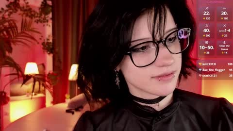 Snapshot of dark_vamp_ chatting on February 7, 12:42 am Vamp online show from February 7, 12:42 am