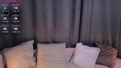 Vamp  online show from March 27, 8:30 pm