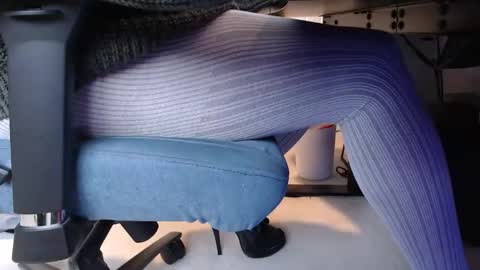 darkestme online show from January 6, 11:58 am