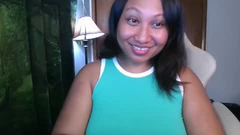 Snapshot of darkfairys chatting on March 12, 6:11 pm SweetCreamer online show from March 12, 6:11 pm