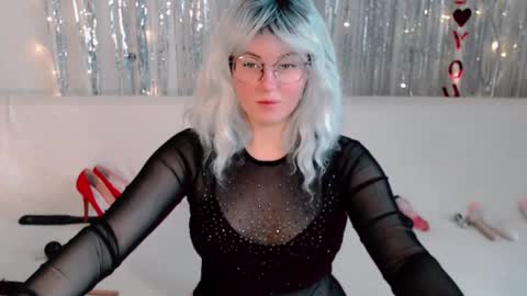 Kelly online show from October 6, 6:22 am