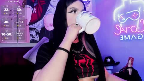 Snapshot of darki_shine_ chatting on September 30, 3:17 pm cleitlin vinson online show from September 30, 3:17 pm