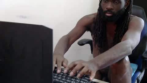 Darkkras online show from April 7, 8:20 pm