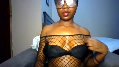 Snapshot of darkmilan chatting on July 2, 4:13 pm darkmilan online show from July 2, 4:13 pm