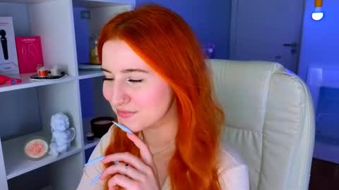 darkmoon____ online show from January 15, 2:05 am