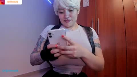 darknes_lilith18 online show from February 7, 2:19 am