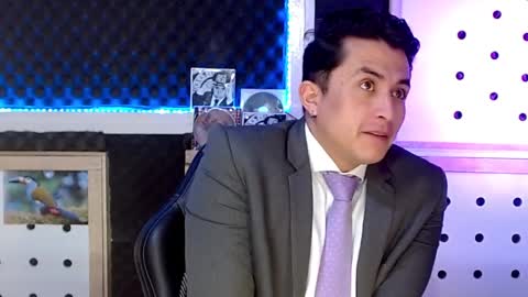 Snapshot of darko0717 chatting on January 4, 5:37 pm DARKO0717 online show from January 4, 5:37 pm