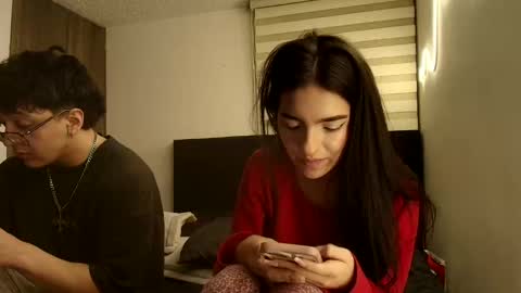 darkpleasuress online show from March 21, 8:19 am