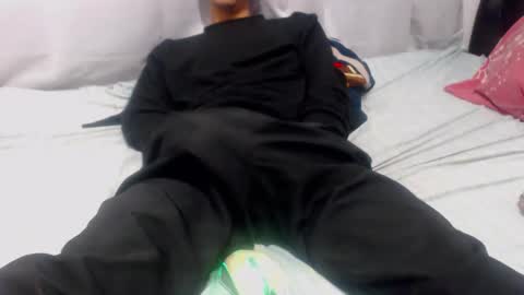 Snapshot of darkr_ider chatting on April 21, 9:50 pm darkr_ider online show from April 21, 9:50 pm