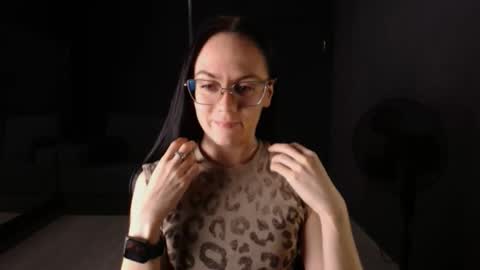 darkspark_ online show from November 24, 11:10 am