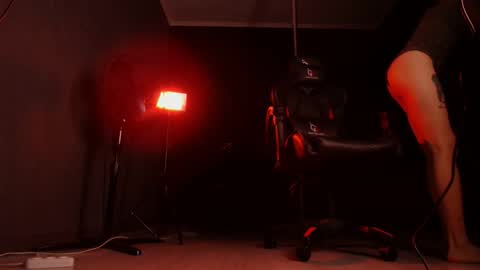 darkspark_ online show from February 24, 12:03 pm