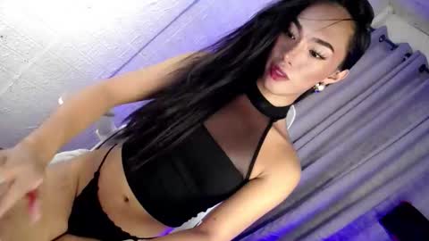 its me monica online show from March 14, 11:32 pm