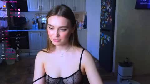 Darlina online show from March 7, 1:30 pm