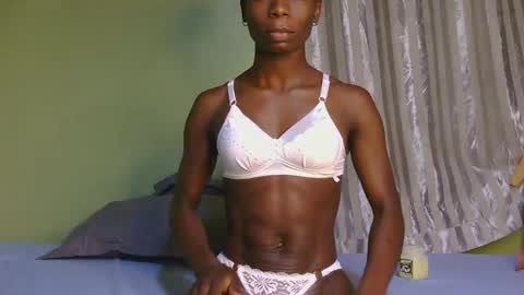 darling_dee online show from December 20, 11:28 am