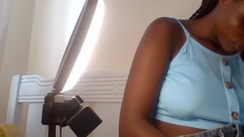 darling_dreamer2 online show from July 26, 7:04 am