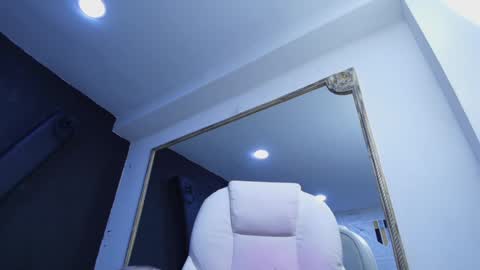 Darling online show from January 22, 1:21 pm