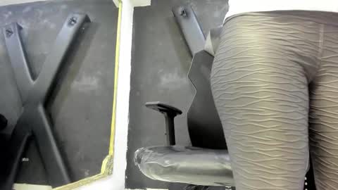 Darling online show from February 22, 1:31 pm