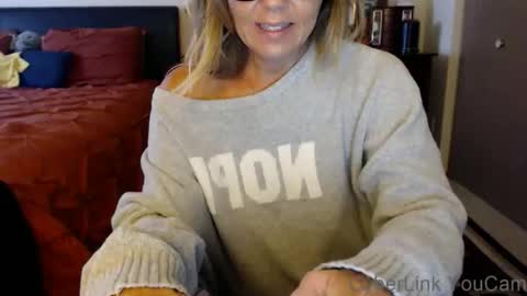 DarlingD online show from November 7, 2:06 pm