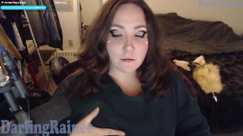 DarlingRainee online show from October 18, 7:42 am