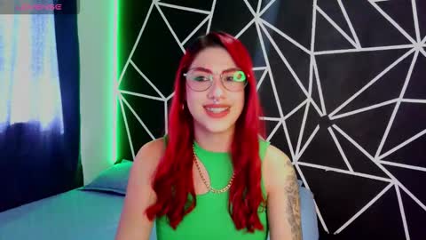 Snapshot of darlyhooper1_ chatting on September 24, 8:45 pm Darlyhooper online show from September 24, 8:45 pm