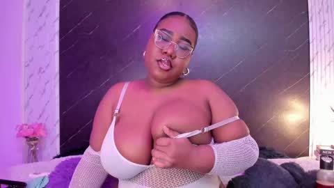  Darnell Queen online show from October 7, 3:47 am