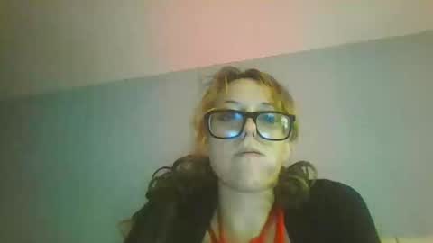 darnette_daisy online show from November 23, 8:25 am