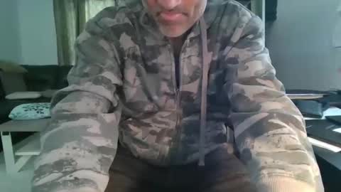 darryl43321 online show from April 16, 12:22 am