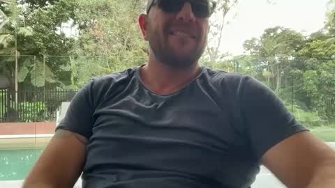 Snapshot of dartanian0001 chatting on October 13, 10:43 pm dartanian0001 online show from October 13, 10:43 pm