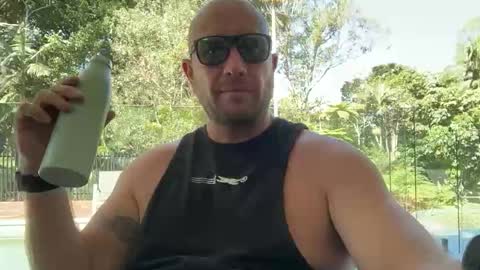 Snapshot of dartanian0001 chatting on October 20, 3:51 am dartanian0001 online show from October 20, 3:51 am