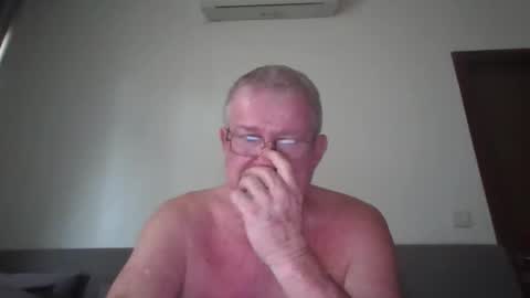 Snapshot of darwincock chatting on May 13, 1:58 am darwincock online show from May 13, 1:58 am