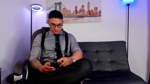 Snapshot of dash_bukoski chatting on January 19, 1:15 pm Dash online show from January 19, 1:15 pm