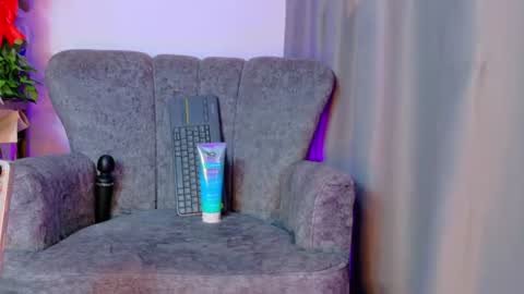 Snapshot of dashab_ chatting on June 24, 9:03 pm Maliah online show from June 24, 9:03 pm