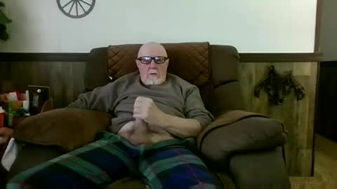 dave571960 online show from May 31, 10:55 am