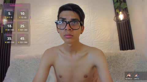 dave_925_ online show from April 1, 6:05 pm