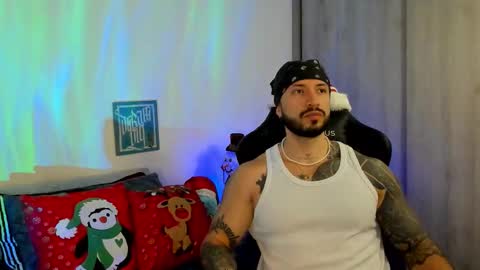 DAVE MAX online show from December 21, 4:36 pm