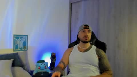 DAVE MAX online show from March 6, 3:03 am