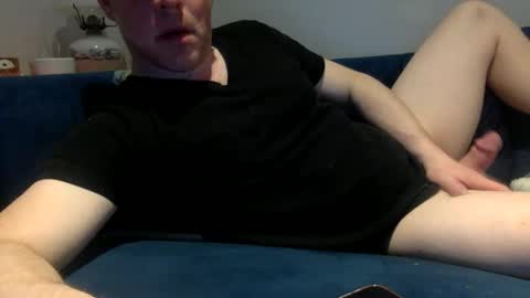 daveb709709709 online show from April 21, 2:51 am